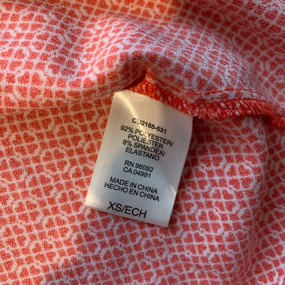 Red blouse - Picture 5 of 5